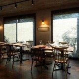 古都鎌倉・由比ヶ浜の大人気チーズ料理店「スブリデオ」でチーズ料理とワインを楽しもう！ ～春の初めを感じさせる食材とともに～