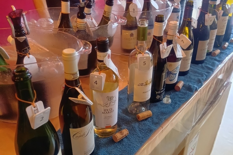 ワイン12種類　試飲販売会