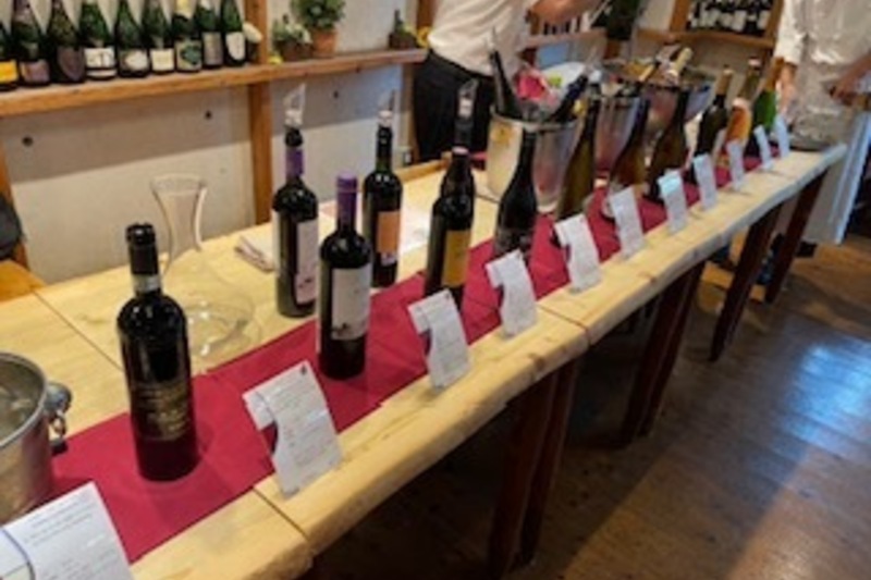 【お昼からのワイン会～国際品種飲み比べと希少な土着品種～】