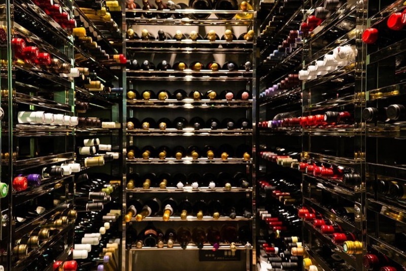 約40種のワインを自由に楽しむ一夜 ― Wine Free Tasting & Buffet