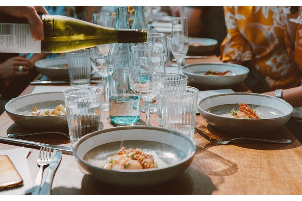 ナチュラルワイン入門 — ぶどうから暮らしまで“自然派ワイン”の魅力