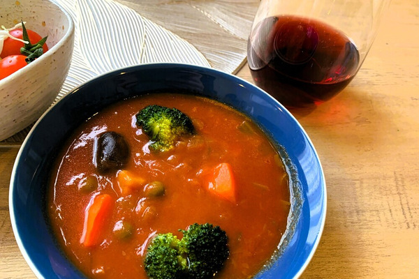 寒い季節に「ちょうどいい」赤ワインの選び方