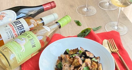 『茄子のバジル炒め』とワインを本気で検証。豚肉？ナンプラー？ひと工夫で相性がここまで変わった！
