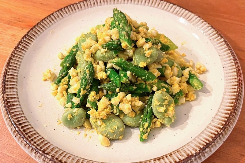 アスパラとそら豆の茹で卵炒め