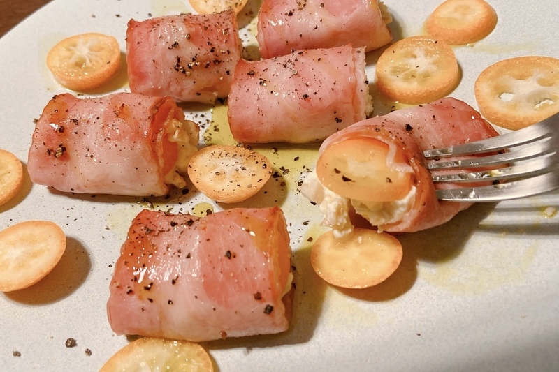 クリームチーズと金柑のベーコン巻き