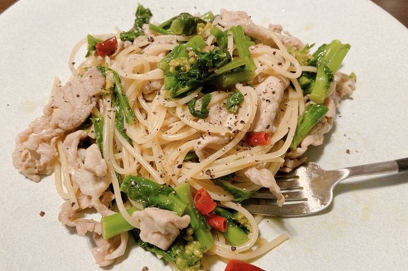 菜の花と豚肉のペペロンチーノ