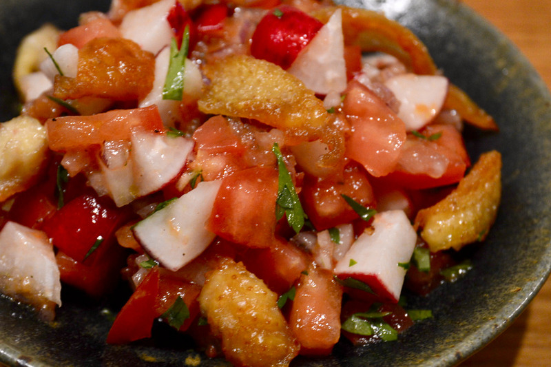 トマトとラディッシュと梅のサラダ
