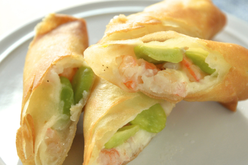 エビとそら豆とモッツァレラの春巻き