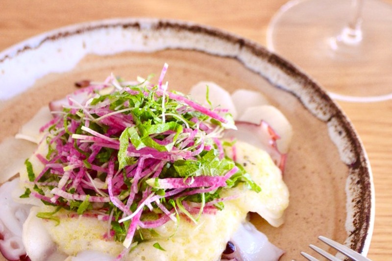タコとウドのカルパッチョ　長芋と梅酢のソース
