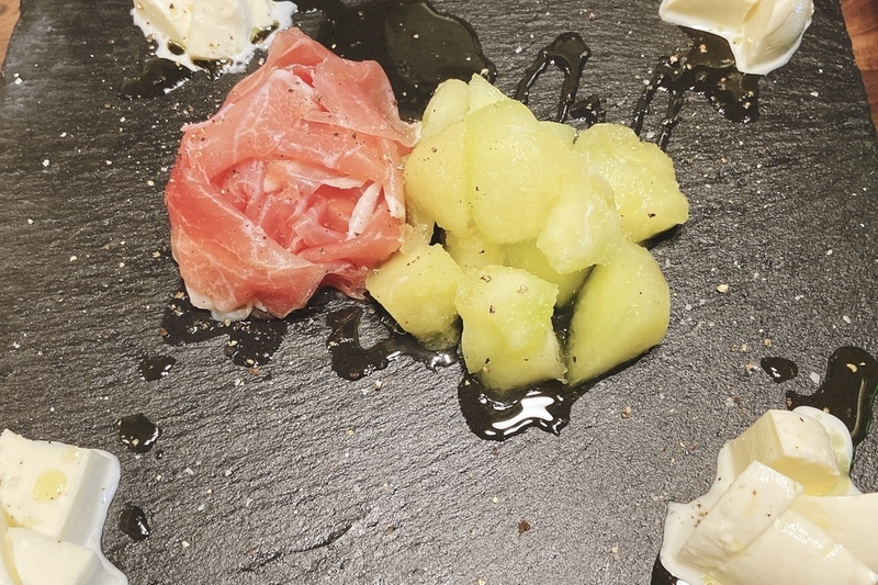 生ハムと冷凍メロン