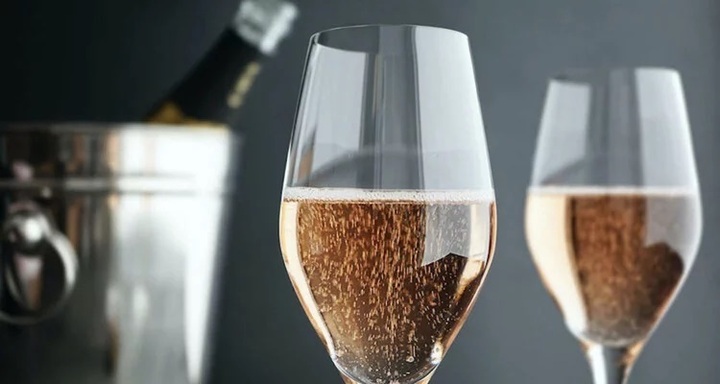 ちょっと鼻高になれる RM Champagne 発見の旅～村をめぐりRM独自の世界観を楽しむ講座～