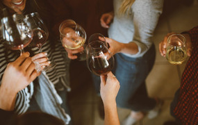 独身ワイン会　恵比寿『個室レストランで出会いとワインを楽しむ会』