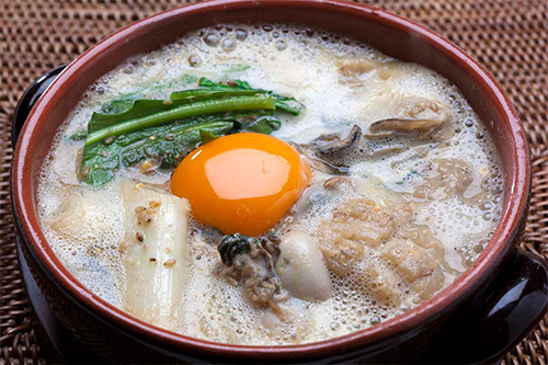 【ワインに合うヘルシー鍋レシピ】海鮮ごま味噌鍋
