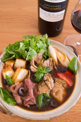 牡蠣と牛肉のイタリア風赤味噌鍋
