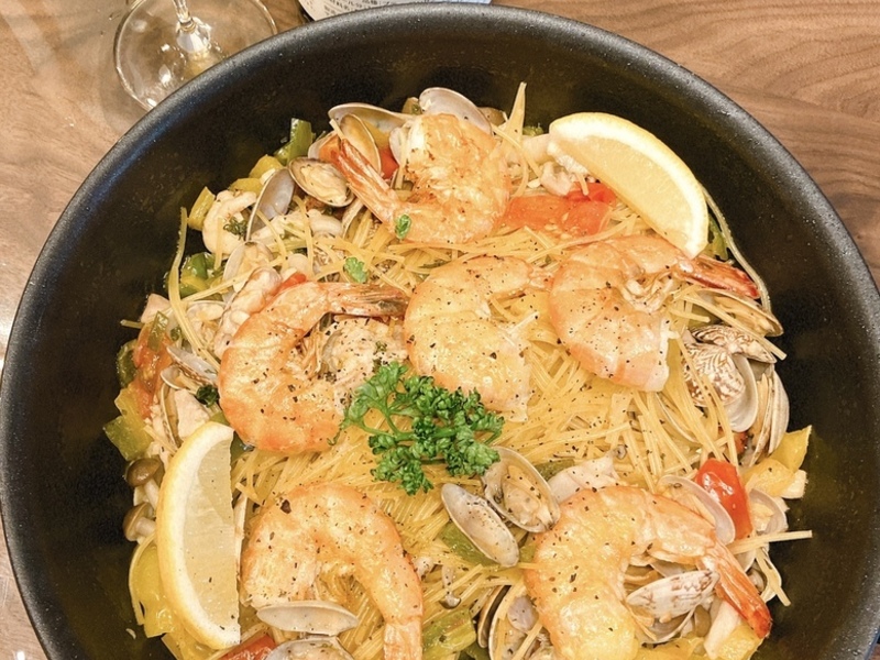魚介たっぷりのパスタパエリア
