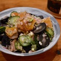 チキンとブドウときゅうりのサラダ

