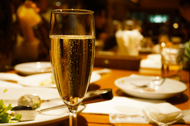 ＼お鍋とワイン？／東京赤坂で一風かわったワインイベント発見。グルマン＆ノムリエの会に潜入！